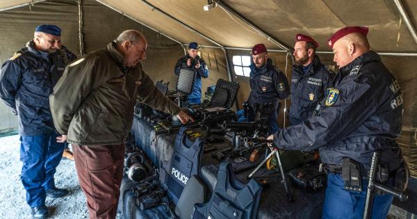 Sulyok Tamás: Határainkat tudatosan és felkészülten védjük!