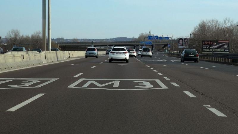 Vasárnapi rémálom az M3-as autópályán – 7 kilométeres dugó bénítja meg a forgalmat!