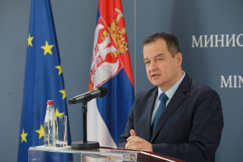 Dačić: A rendőrség nem csupán a hatalmi struktúrákat, hanem az állami intézményeket és a közjó védelmét szolgálja.