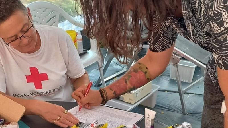 Életet adni - Véradás a Művészetek Völgyében

Csatlakozz hozzánk, és légy részese egy különleges eseménynek! A Művészetek Völgyében nem csupán a művészeteké a főszerep, hanem a közösségi összefogásé is. Tedd egyedivé ezt a pillanatot, és ajándékozz életet