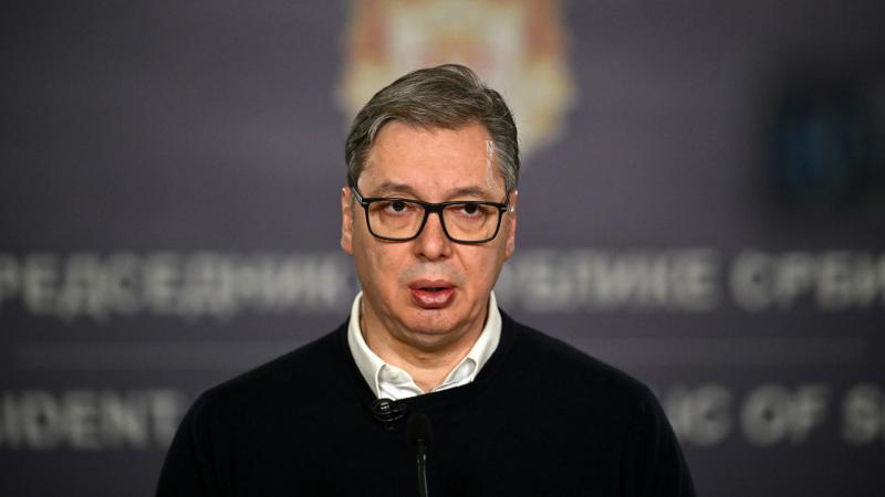 Balkán-szakértő: Aleksandar Vučić szerb elnök számára aggasztó lehet a tüntetések folytatódása.