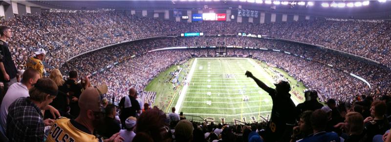 Horror áron jegyek, aranyat érő reklámok és 262 millió néző – A Super Bowl gazdasági birodalma

A Super Bowl nem csupán egy sportesemény; ez a gazdaság egy hatalmas színpada, ahol a számok magukért beszélnek. A jegyárak sokszor ijesztő magasságokba szökne