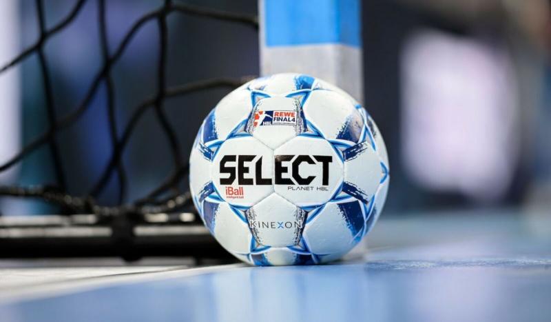 Jelentkezz a GENIUS Kézilabda Tehetségpontokba, és légy része a sportág jövőjének! Ne hagyd ki ezt az izgalmas lehetőséget, hogy fejleszd tehetségedet és kibővítsd tudásodat a kézilabdában!