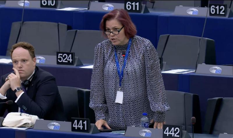 Vicsek Annamária véleménye szerint az Európai Parlament ismételten figyelmen kívül hagyta a magyar egyetemisták érdekeit.