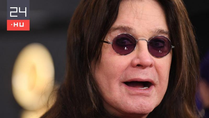 Ozzy Osbourne csimpánzokkal készült festményei | 24.hu

Ozzy Osbourne, a rockzene ikonjának kreatív oldala új dimenziókat öltött, amikor csimpánzokkal együtt készített festményeket. Az énekes nemcsak a színpadon, hanem a művészet világában is megmutatja e