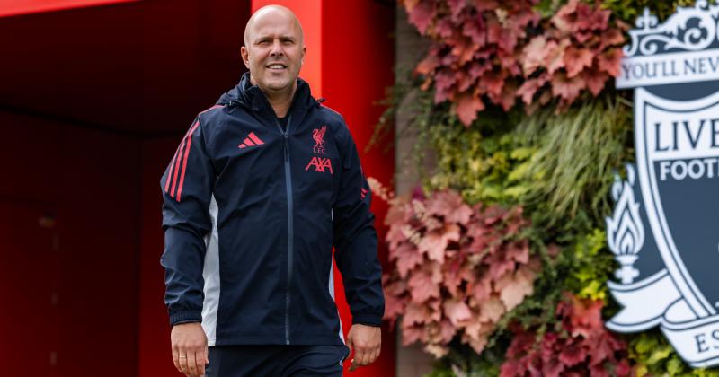 Arne Slot véleménye szerint teljesen érthető, hogy a Liverpoolt a Premier League egyik kiemelt esélyeseként emlegetik.