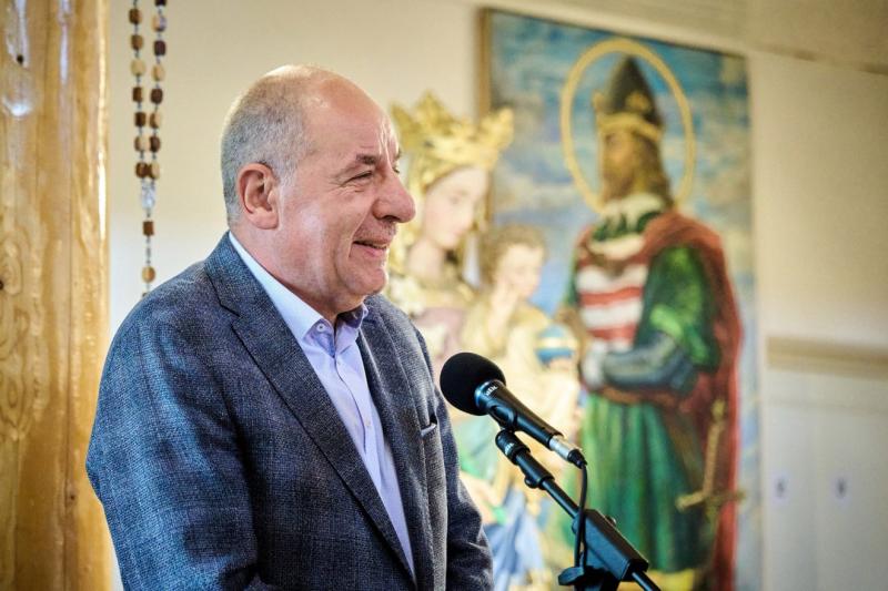 Kolozs megyébe érkezik Sulyok Tamás köztársasági elnök | Krónika Online

Sulyok Tamás köztársasági elnök hivatalos látogatásra érkezik Kolozs megyébe, ahol számos program várja. Az esemény célja a regionális együttműködés erősítése és a helyi közösségek t