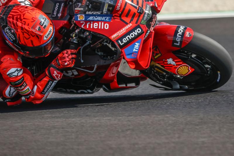 Márquez magabiztosan teljesítette a MotoGP sprintfutamát a Balaton Park festői környezetében.